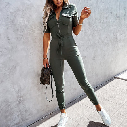 Dame overall med justerbar talje og cargo design – jumpsuit til hverdag og fritid – Virella