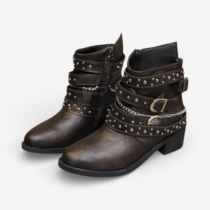 Elviane ankelstøvler med spids snude og justerbart spænde