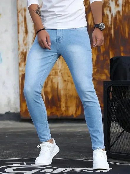 Torvian herrejeans med lige ben og medium talje
