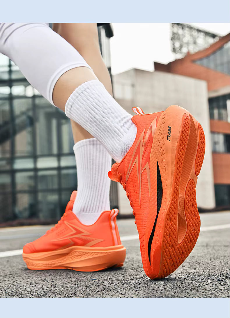 Uniseksowe buty sportowe z cholewką z siateczki i gumową podeszwą - Aerovyn