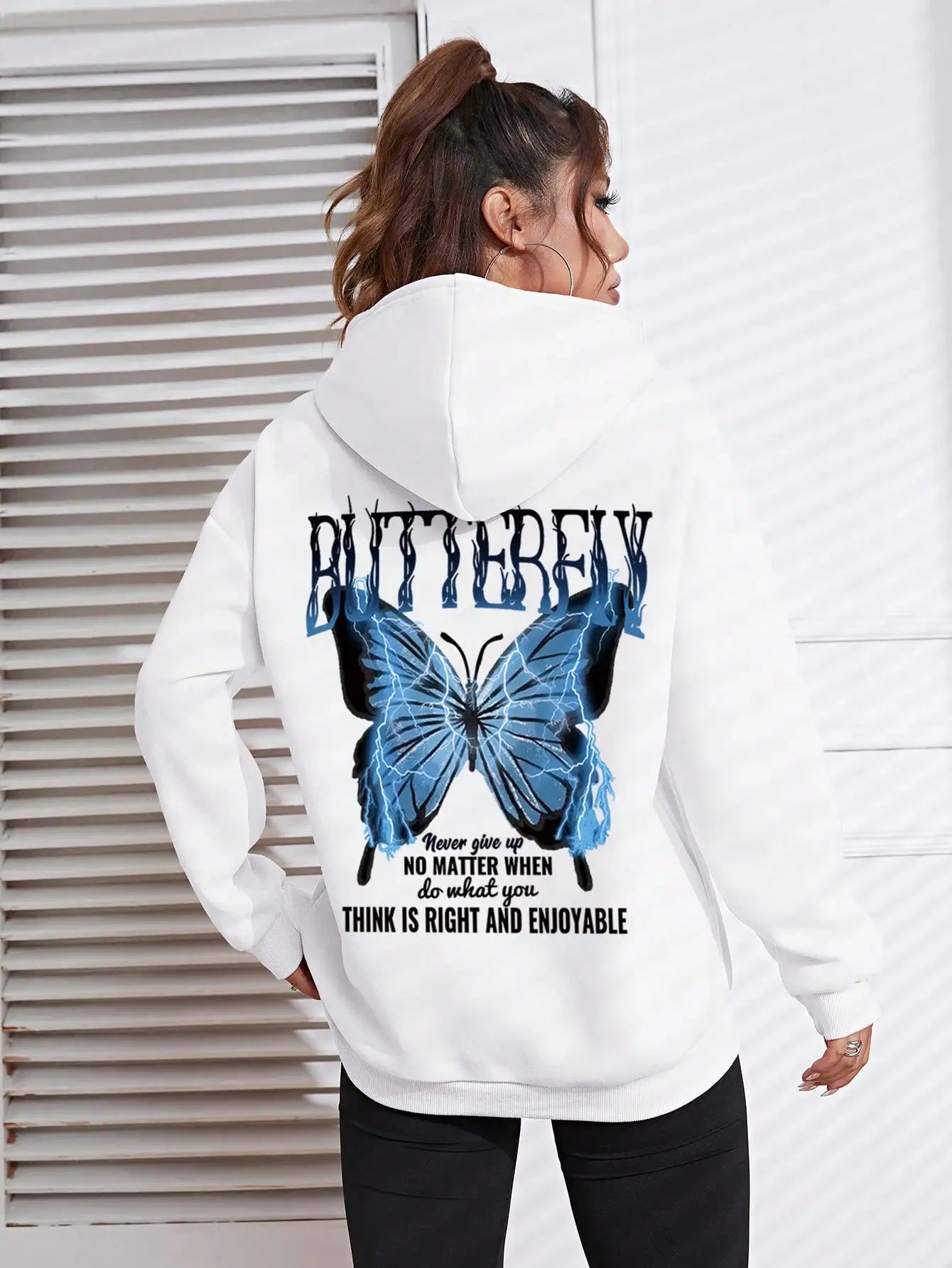 Butterfly Sweater – Unisex Oversized