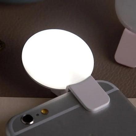 Dobíjecí LED světlo na selfie s klipem a 3 úrovněmi svícení - Lumivex