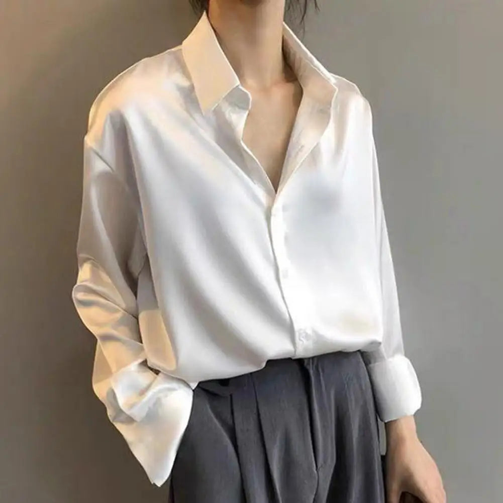 Vintage Bluse – Satin & Klasse