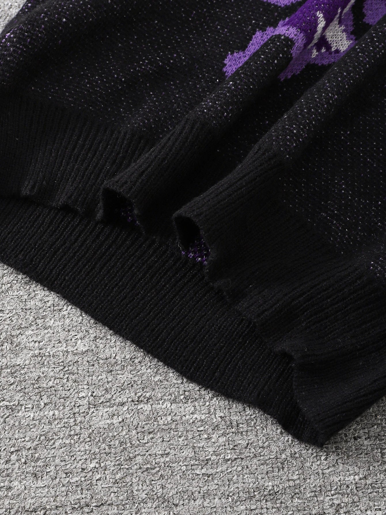 Averin striktrøje til mænd – jacquardmønster med kontrastfarver og rund hals