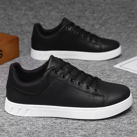 Rivano sneakers med snørelukning – herresko til daglig brug