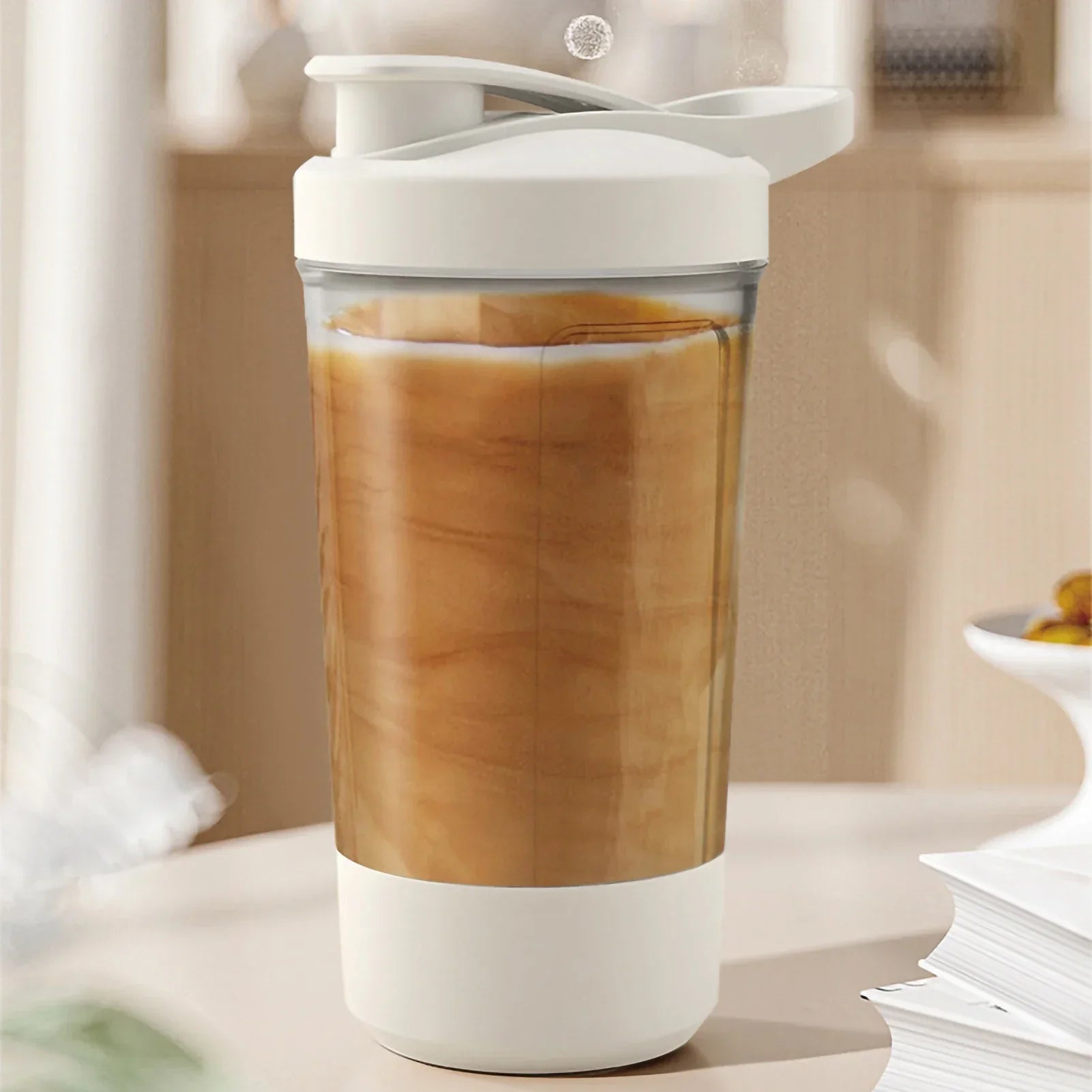 Mixora Go el-shaker – genopladelig shaker med automatisk blanding