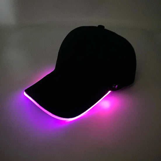 GlowPeak LED kšiltovka – baseballová kšiltovka s LED světly