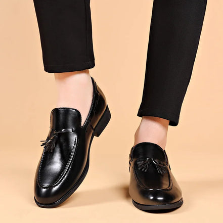 Valmoro Herresko med Rund Tå og Slip-On Design