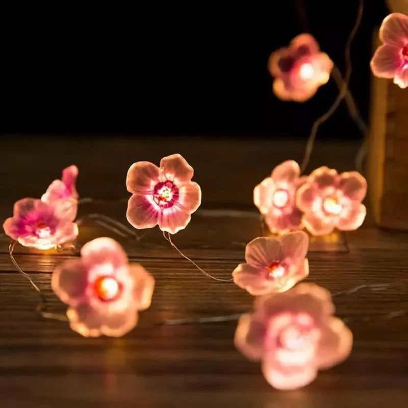 LED světelný řetěz s květinovým designem na baterie - Floravyn