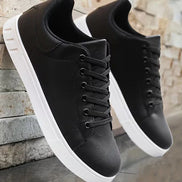 Rivano sneakers med snørelukning – herresko til daglig brug