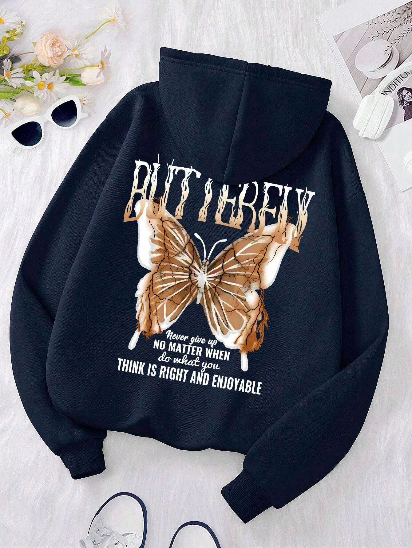 Butterfly Sweater – Unisex Oversized