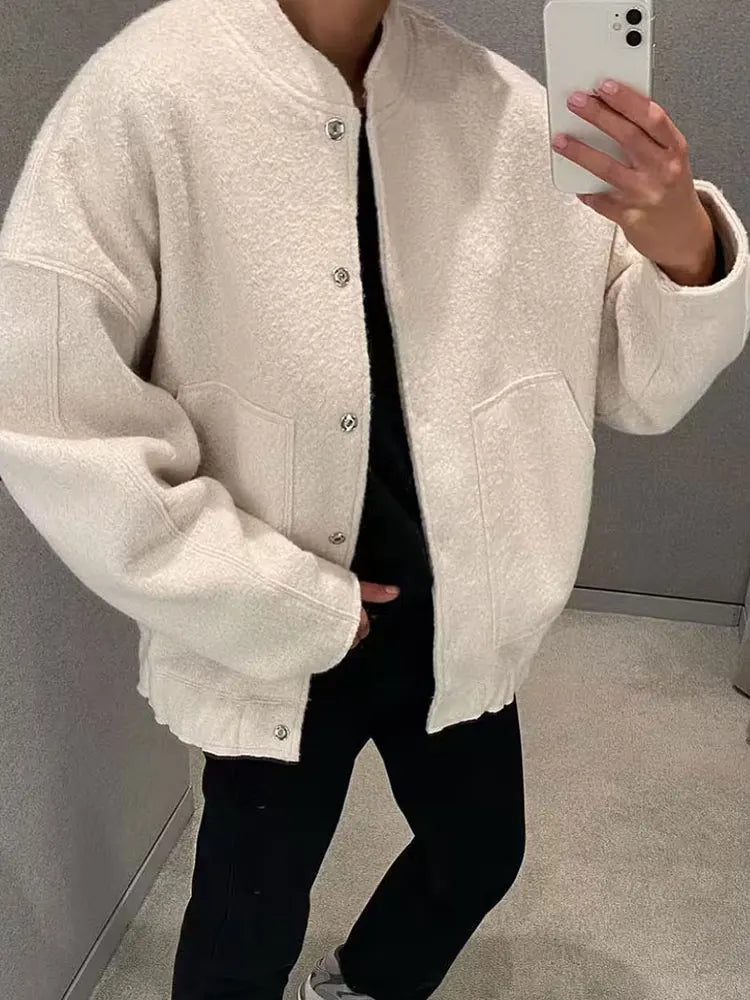 Melira jakke til kvinder – enkel kort jakke med lommer og knaplukning