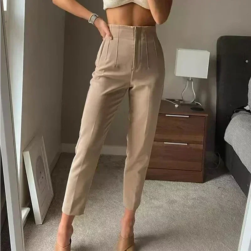 Sleek & Stylish – Cropped bukser med høj talje