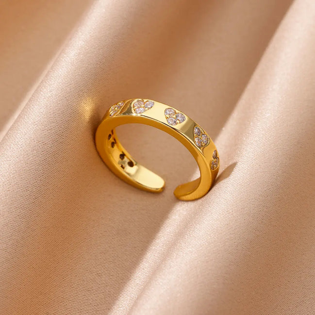Serava ring – Justerbar rustfri stålrings med zirkon