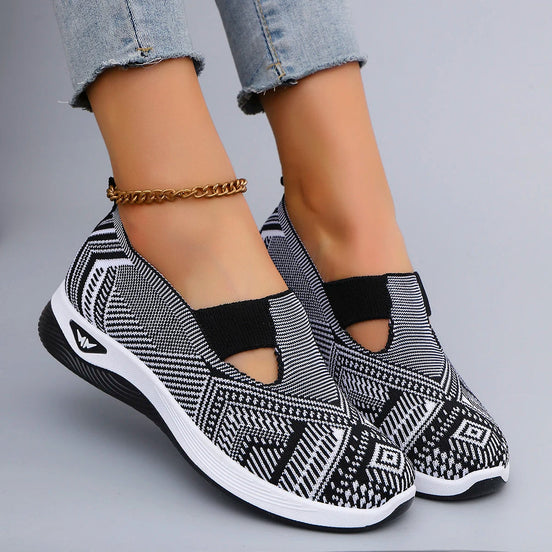 Virexa sneaker kivágott mintával és nyomattal