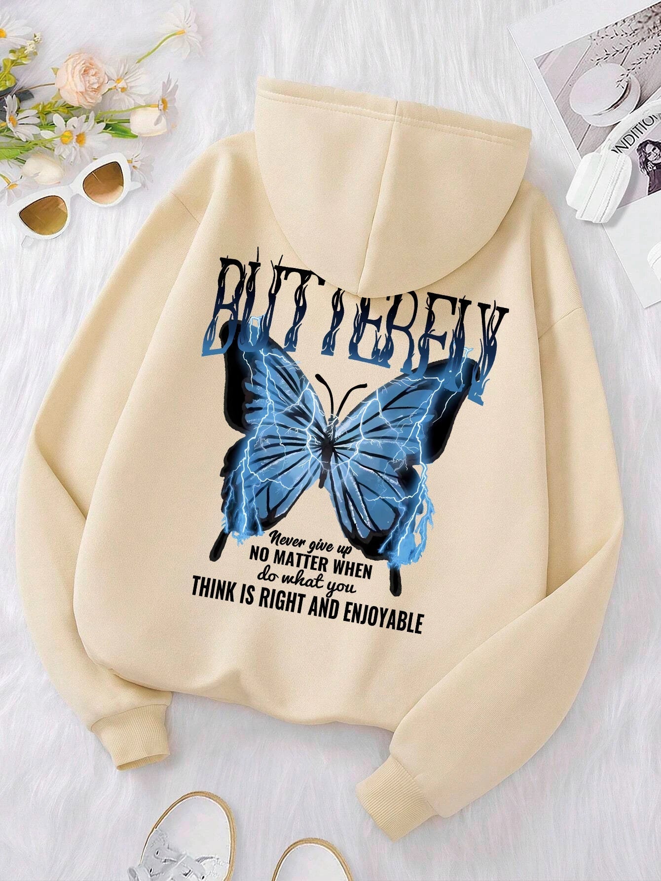 Butterfly Sweater – Unisex Oversized