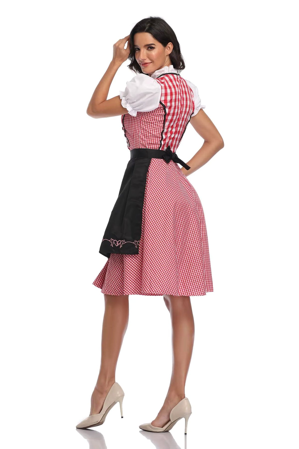 Dirndlové šaty so šnurovacím živôtikom a zladenou zásterou na Oktoberfest – Evelora
