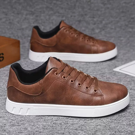Rivano sneakers med snørelukning – herresko til daglig brug