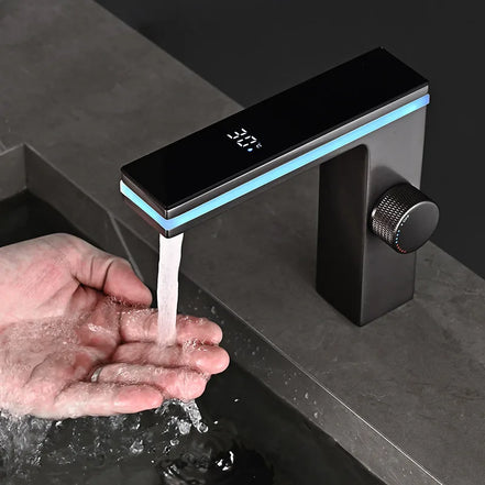 HydraLume Flow håndvaskarmatur – med LED-indikator