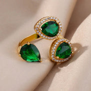 Verlina ring – Justerbar ring i rustfrit stål med grøn zirkon og oval form