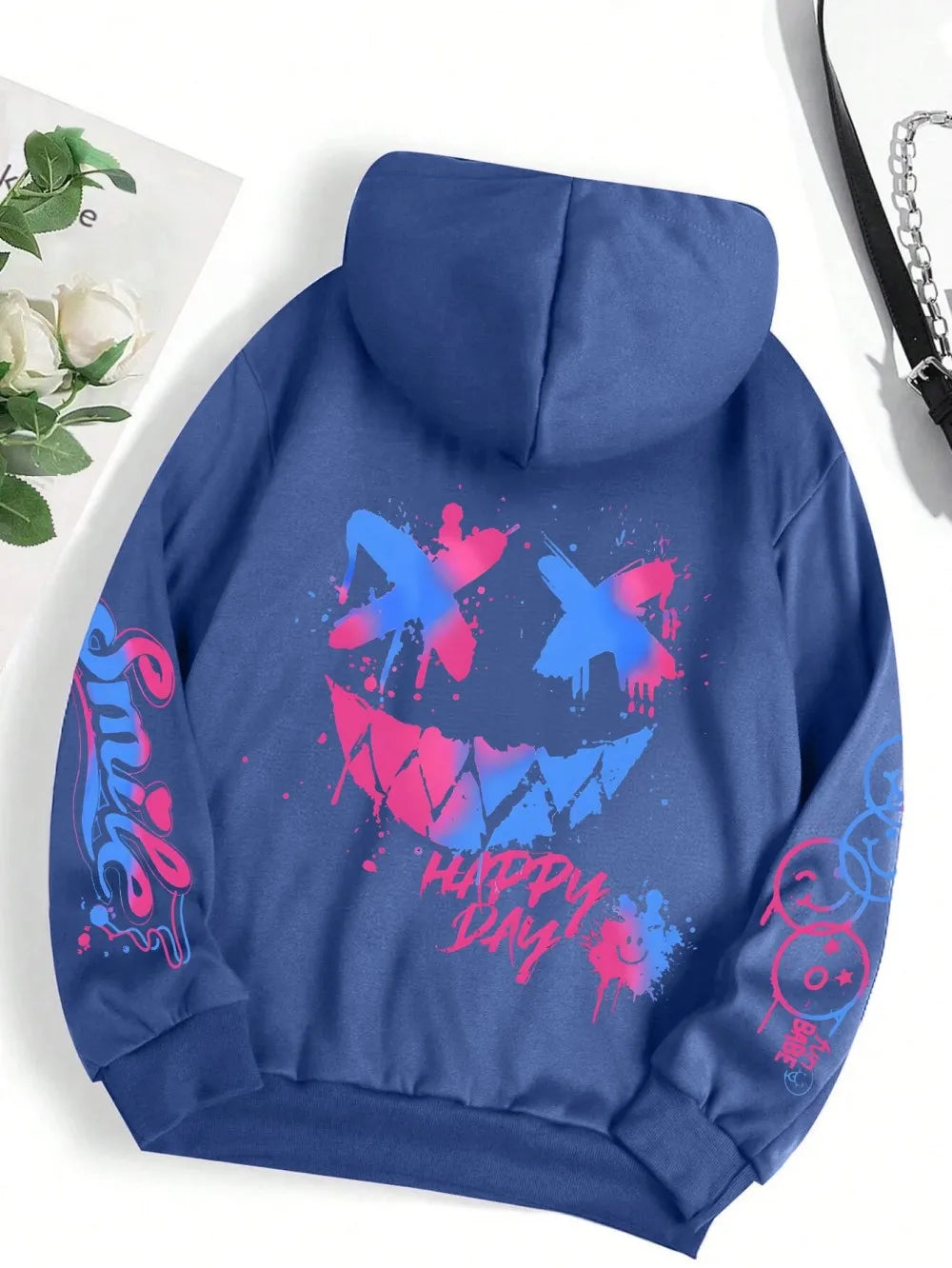 Smiley hættetrøje – unisex hoodie i afslappet pasform