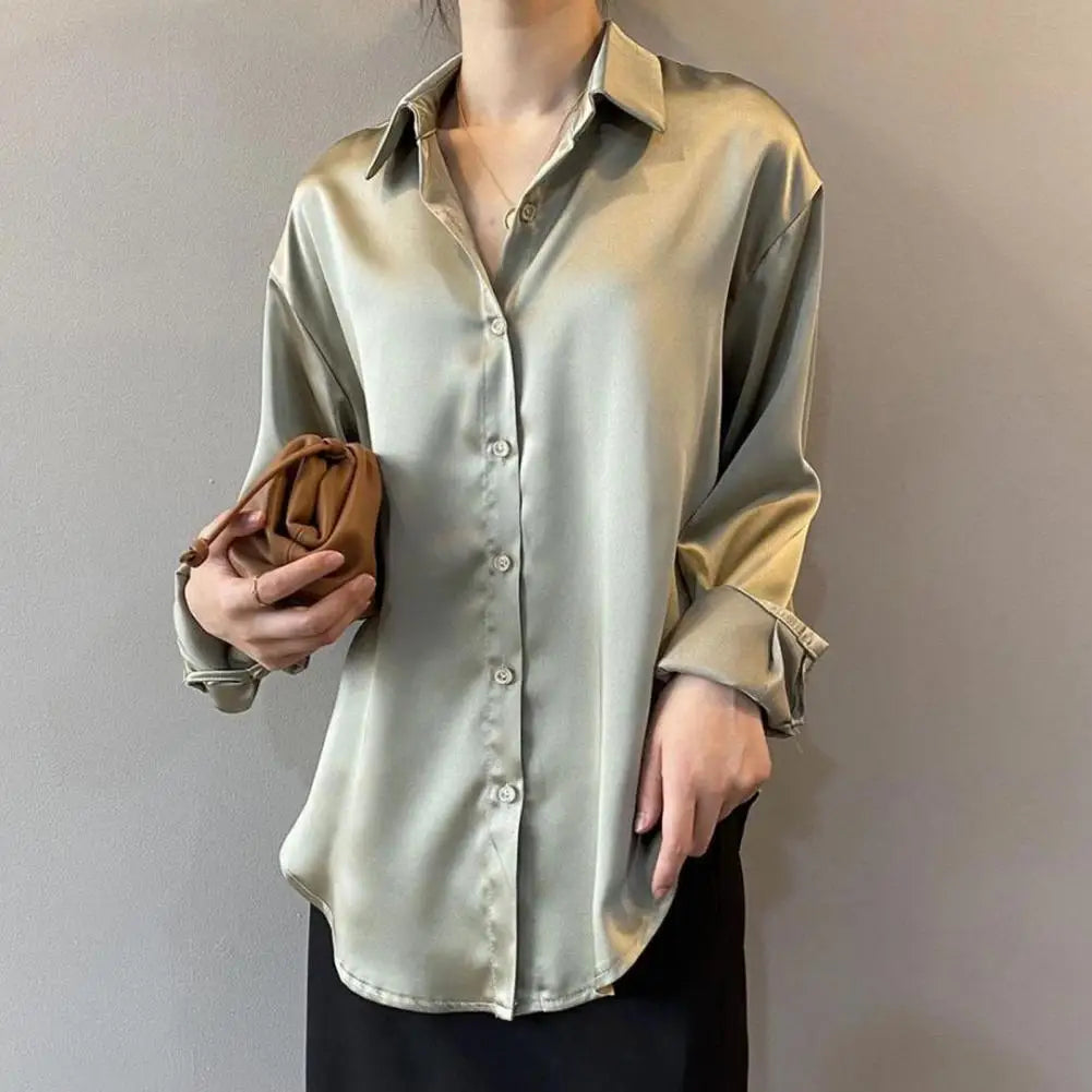 Vintage Bluse – Satin & Klasse