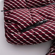 Zimná prešívaná bunda s kapucňou, zipsom a bočnými vreckami – Norevya