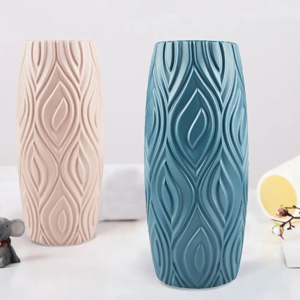 Orvessa Dekovase med Facetteret Overflade og Moderne Design