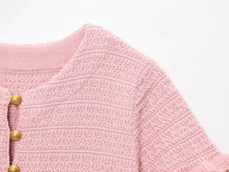 Strikcardigan med korte ærmer og knaplukning – Mirella