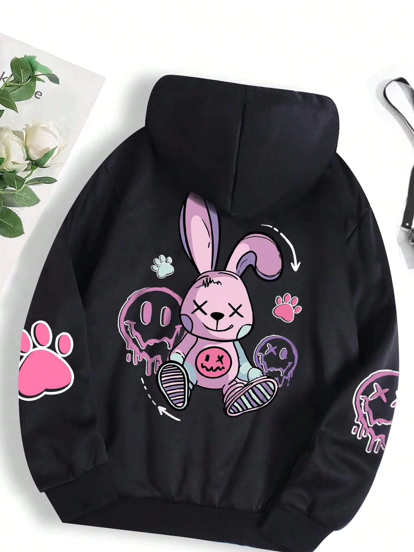 Unisex hættetrøje med moderne print – blød fleece sweatshirt