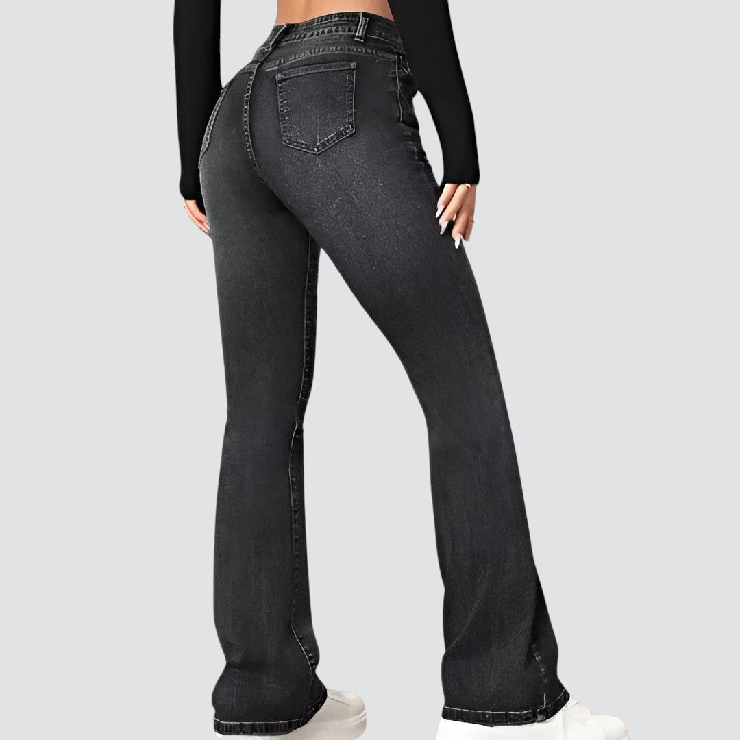 Alira FlaredFit Jeans