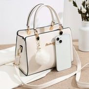 Selvaya Crossbody Bag – ensfarvet taske med aftagelig rem