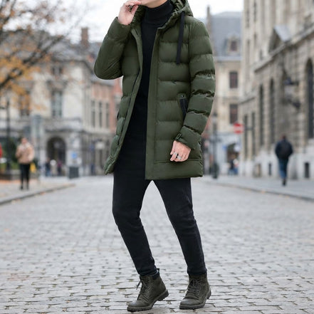 Vatteret vinterjakke til mænd med hætte og lynlåslommer – Nordvanto