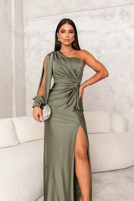 Selvoria dame maxikjole – one shoulder kjole med drapering og slids