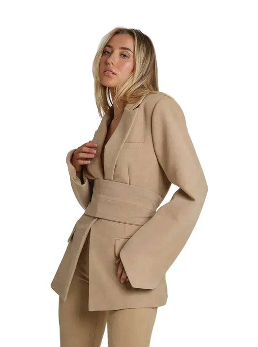 Elisa belted blazer – lang model med aftageligt bælte