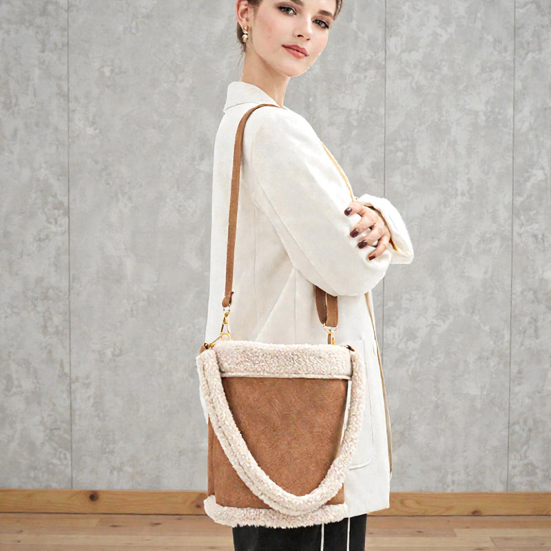 Lorvina bucket bag med justerbar rem