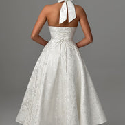 Halter midi kjole til dame med elegant design – Lunévia