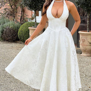 Halter midi kjole til dame med elegant design – Lunévia