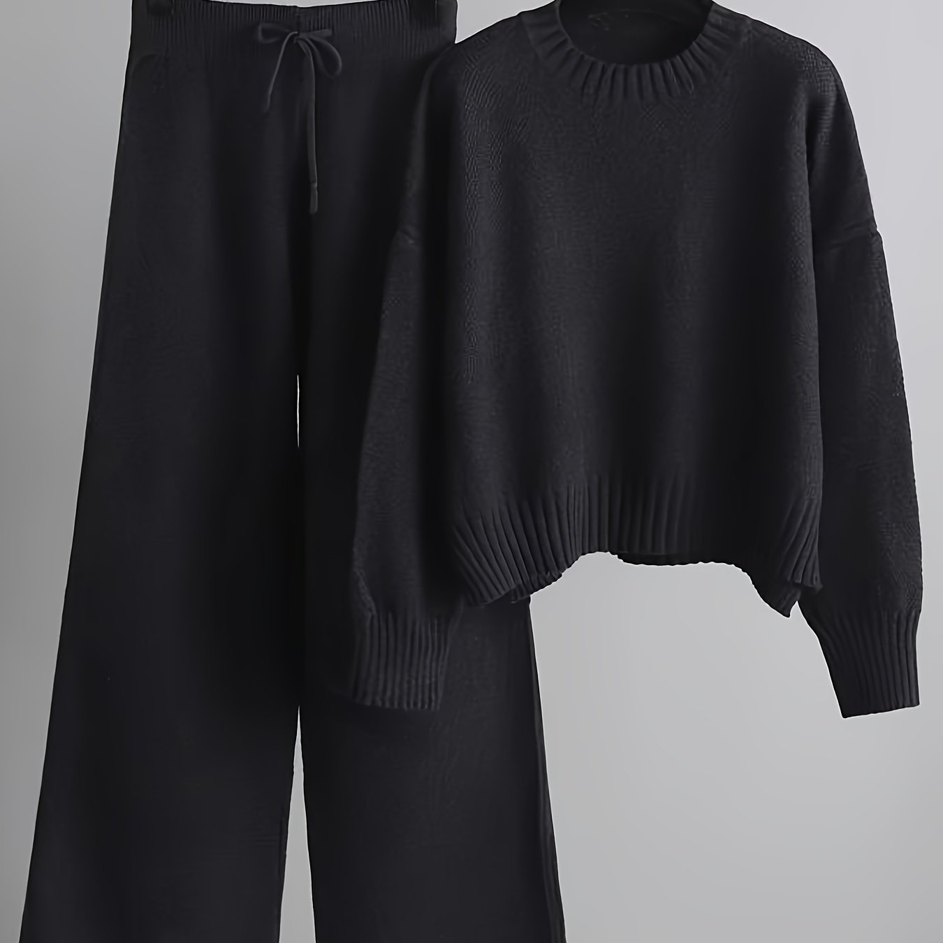 Lunoro To-delt Striksæt – Dame Sweater & Vide Bukser