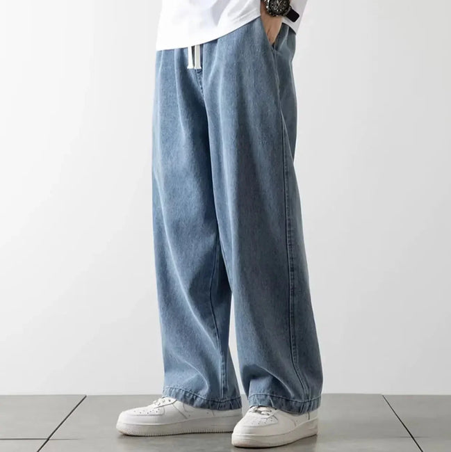 Baggy jeans med elastisk talje og let denim – bukser til hverdag og streetwear – Denviro