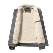 Binnenkant van heren corduroy jas met zachte fleecevoering in crème kleur