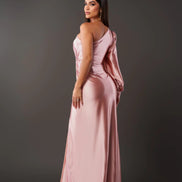 Selvoria dame maxikjole – one shoulder kjole med drapering og slids