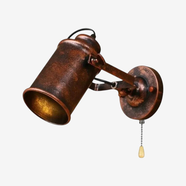 Varento væglampe i metal med justerbar vinkel