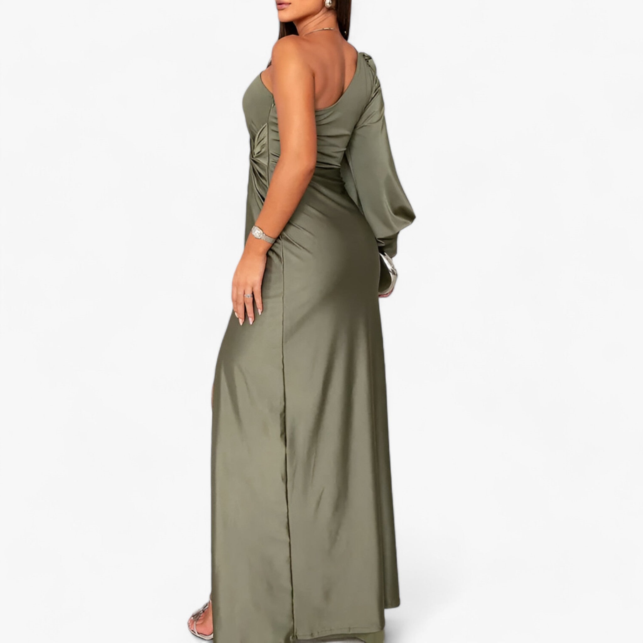 Eloria One-shoulder maxikjole i satin med høj talje og slids