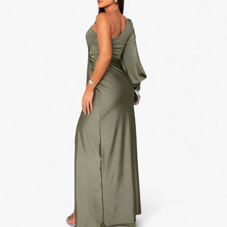Eloria One-shoulder maxikjole i satin med høj talje og slids