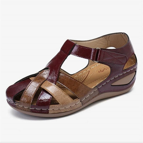 Arlena szandálok párnázott talppal és 4 cm sarokkal