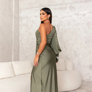 Selvoria dame maxikjole – one shoulder kjole med drapering og slids