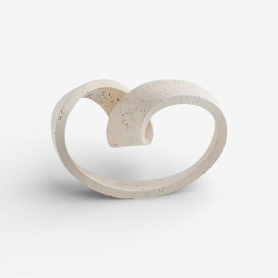 Orvena ringornament i keramik – dekorativ ringfigur til bord eller hylde