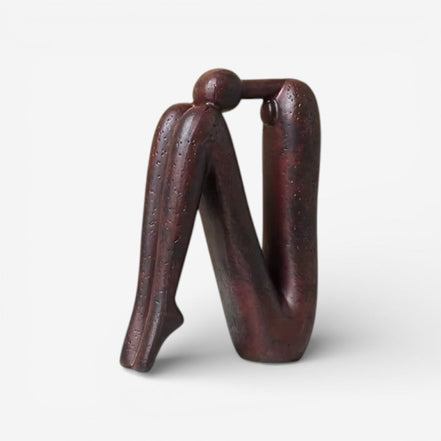 Novira dekorativ skulptur i resin – figur til bord eller hylde