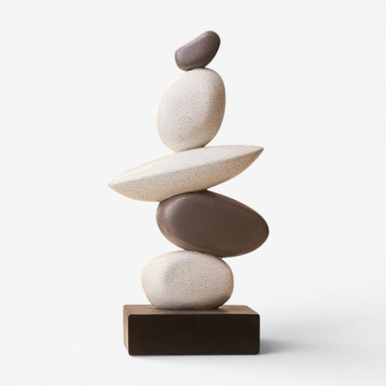 Stonira dekorativ statue i harpiks – figur med steninspireret form til bord eller hylde